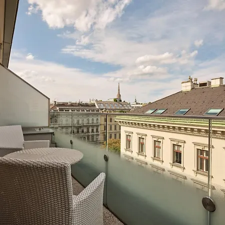 The Ritz-Carlton, Vienna-3